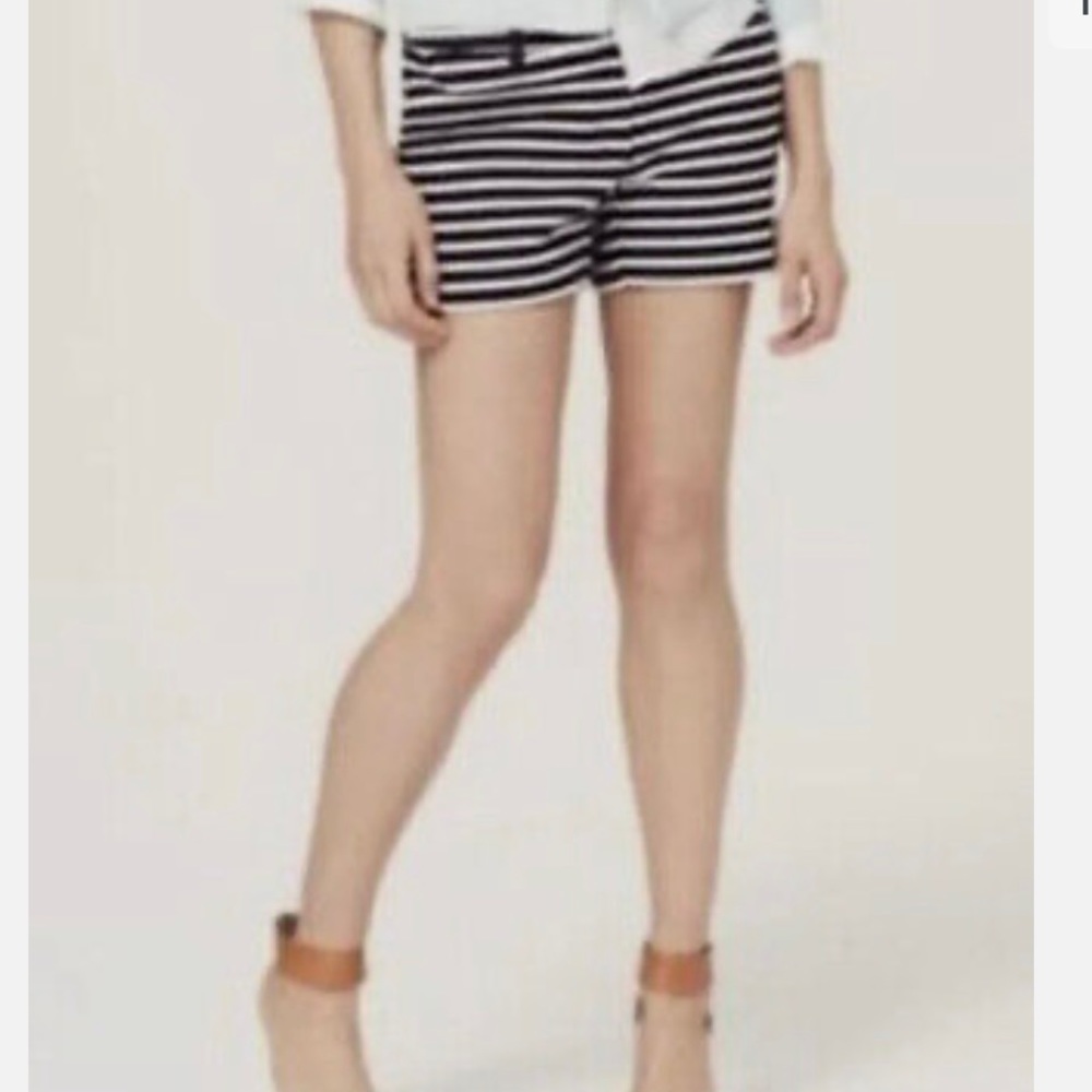 Ann Taylor Loft Women's Navy Blue & White Striped The Riviera Shorts Size 8
